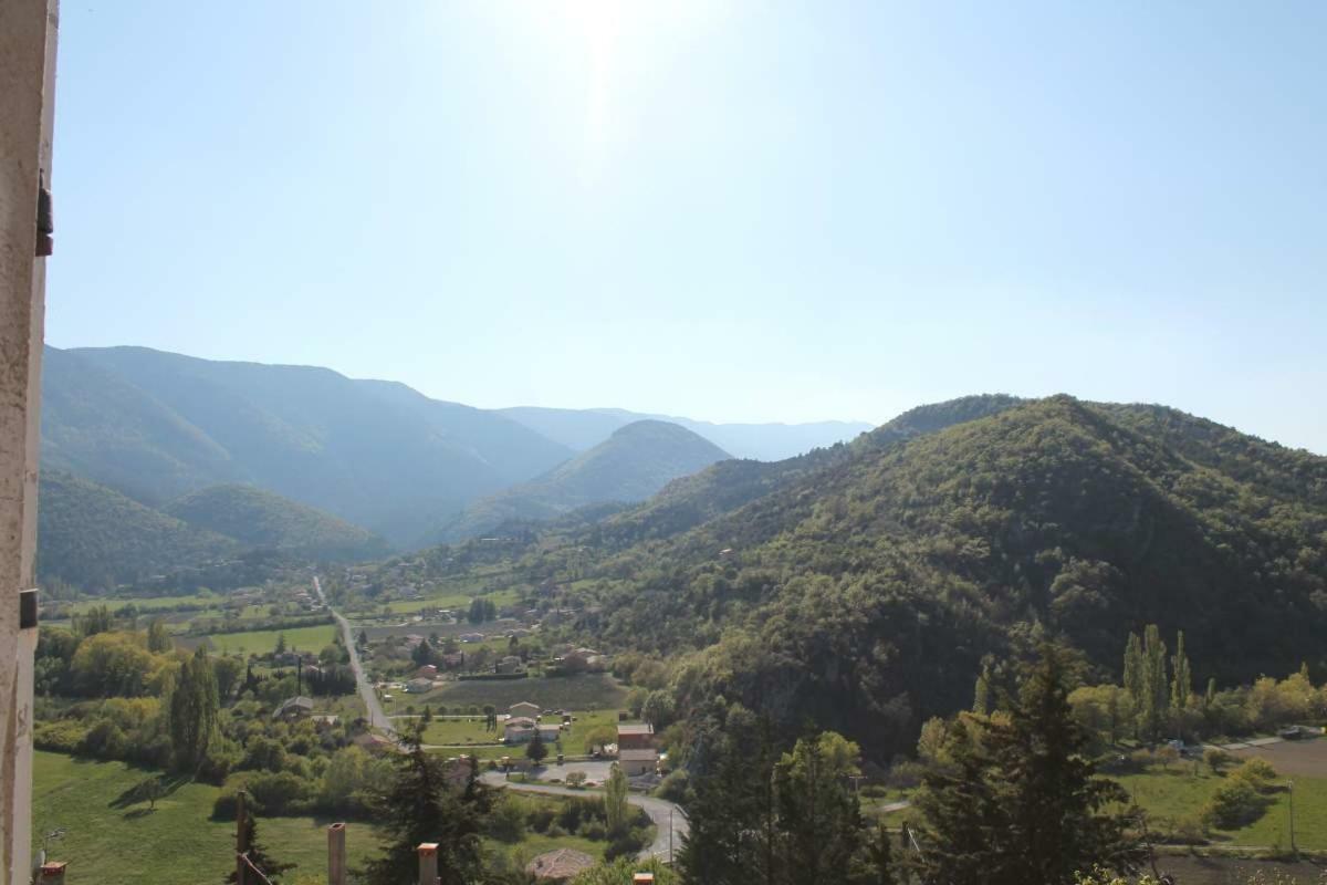 Les Calades Du Ventoux Apartment มงต์เบริง-เลส์-แบงส์ ภายนอก รูปภาพ