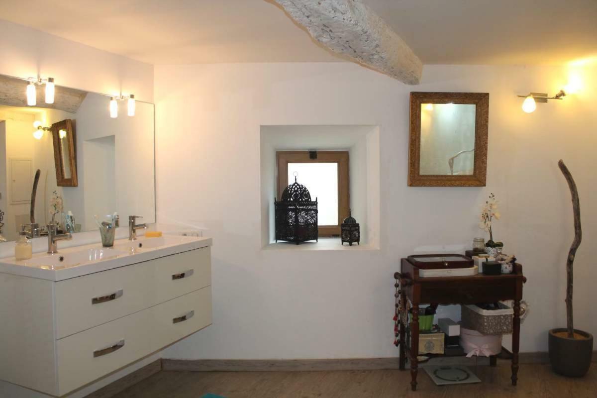Les Calades Du Ventoux Apartment มงต์เบริง-เลส์-แบงส์ ภายนอก รูปภาพ