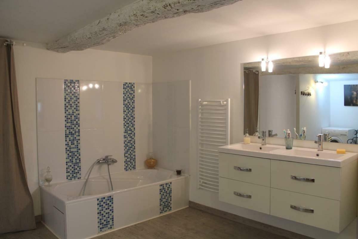 Les Calades Du Ventoux Apartment มงต์เบริง-เลส์-แบงส์ ภายนอก รูปภาพ